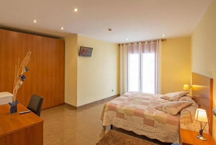 Hostal La Tina El Port De La Selva Spagna